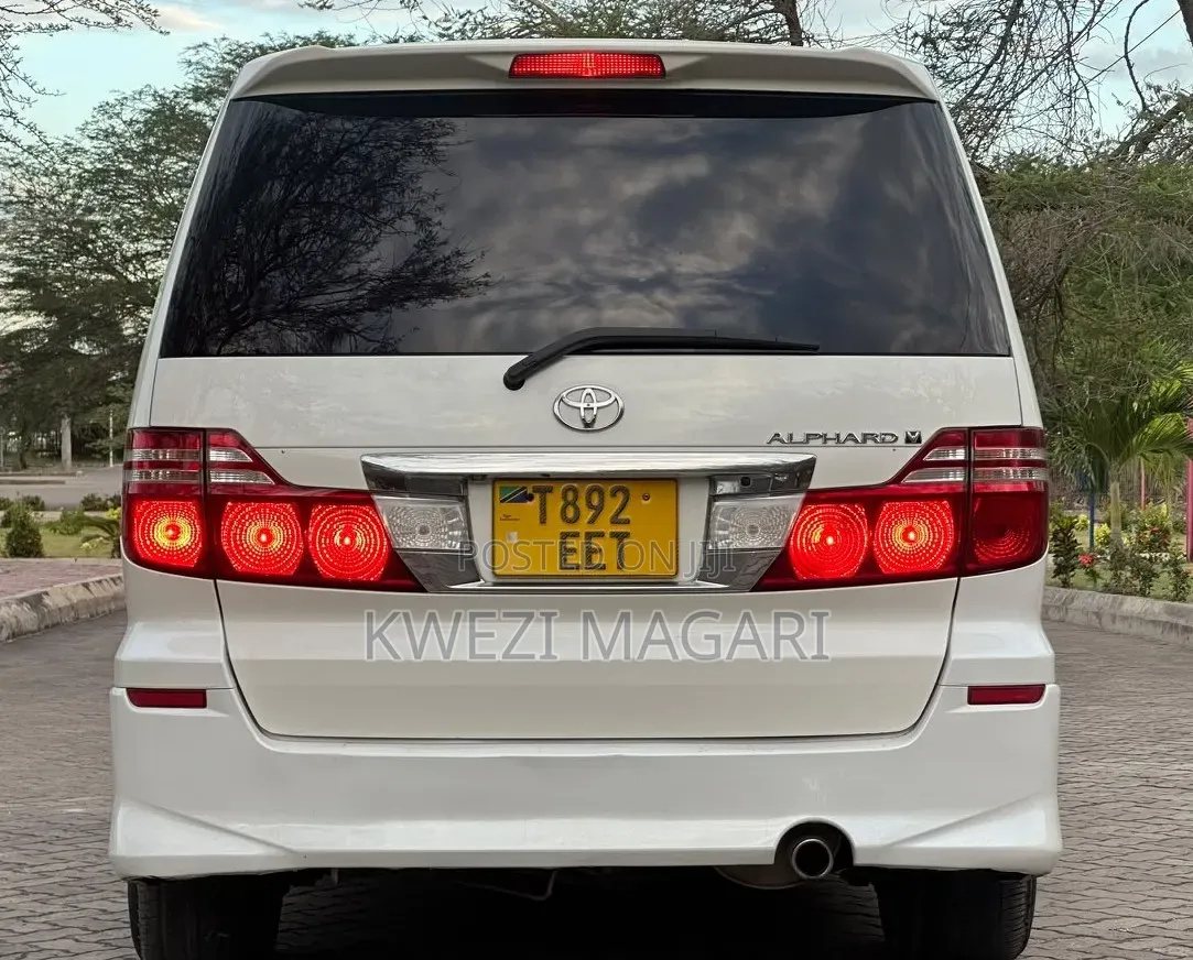 Toyota Alphard 2006 White