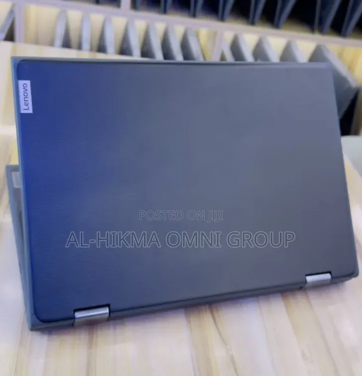 Laptop Lenovo 300e 4GB AMD SSD 160GB