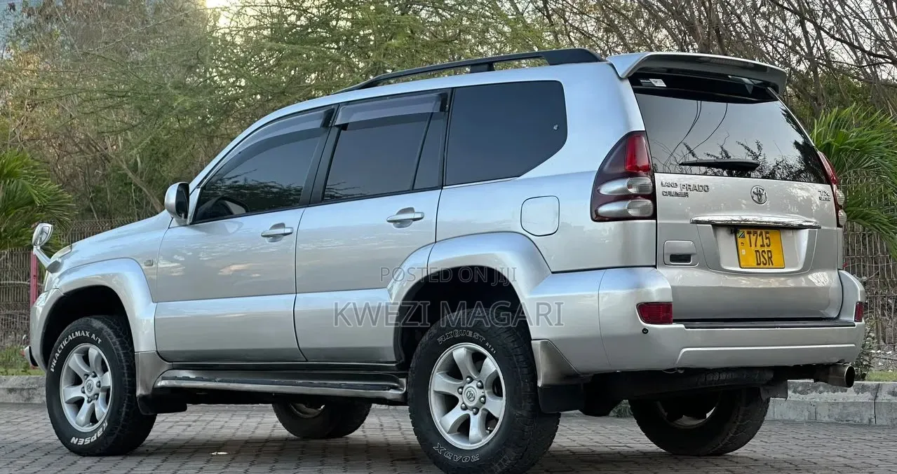 Toyota Land Cruiser Prado 2004 Silver