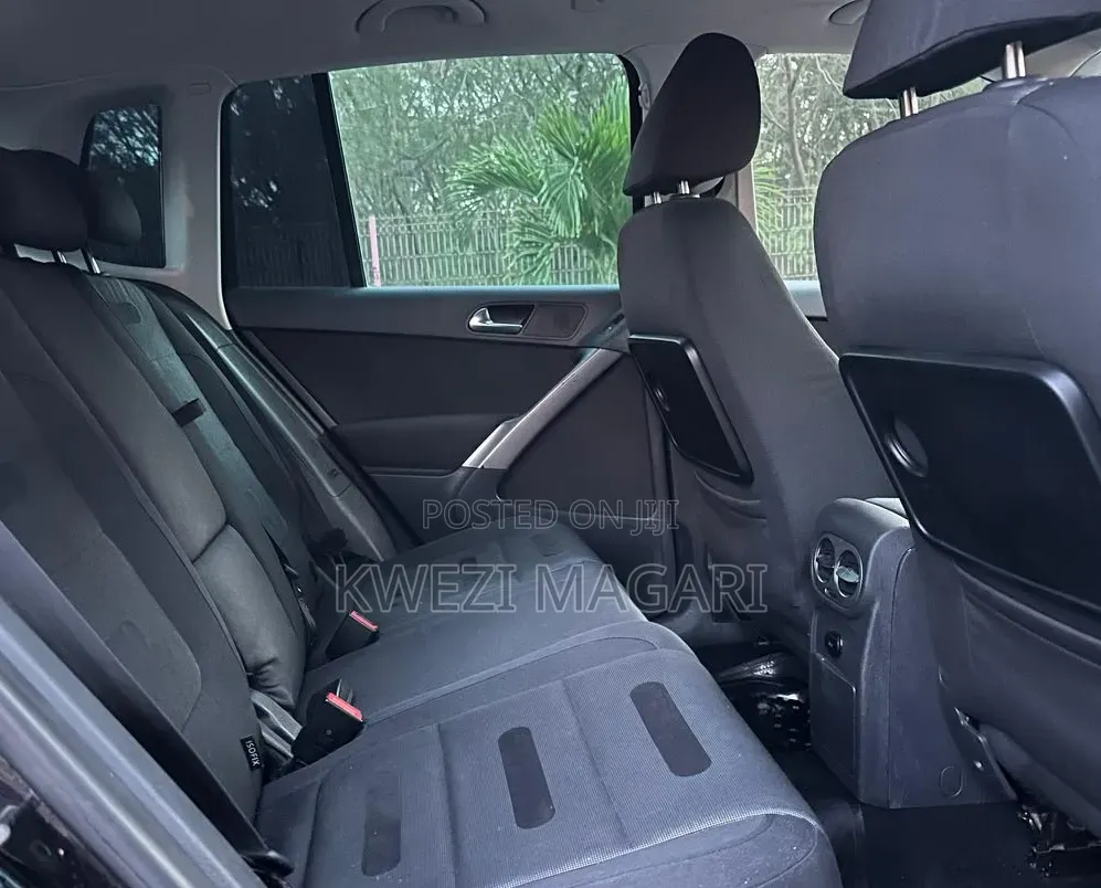 Volkswagen Tiguan 2009 Black