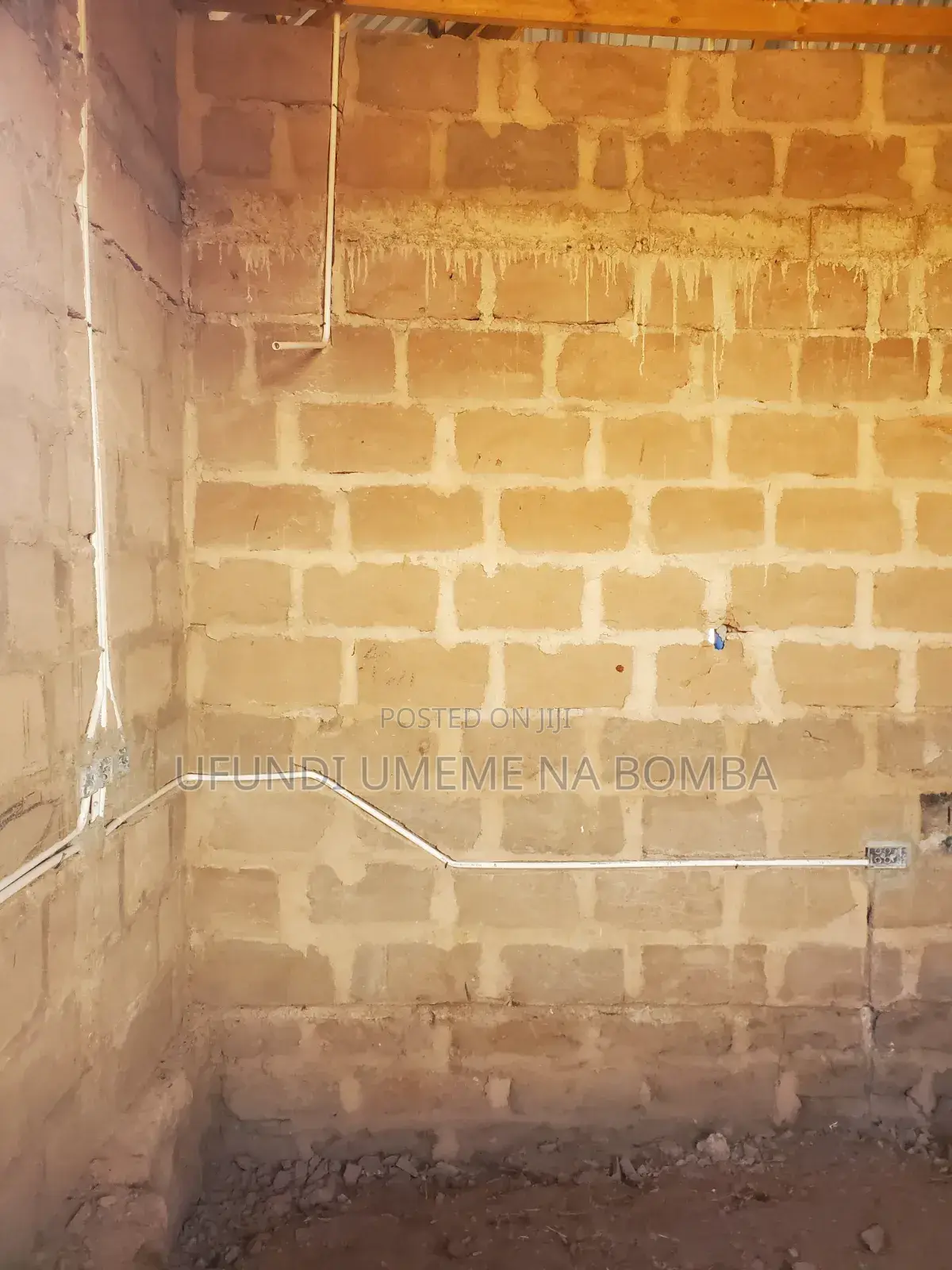 Fundi Umeme Na Bomba