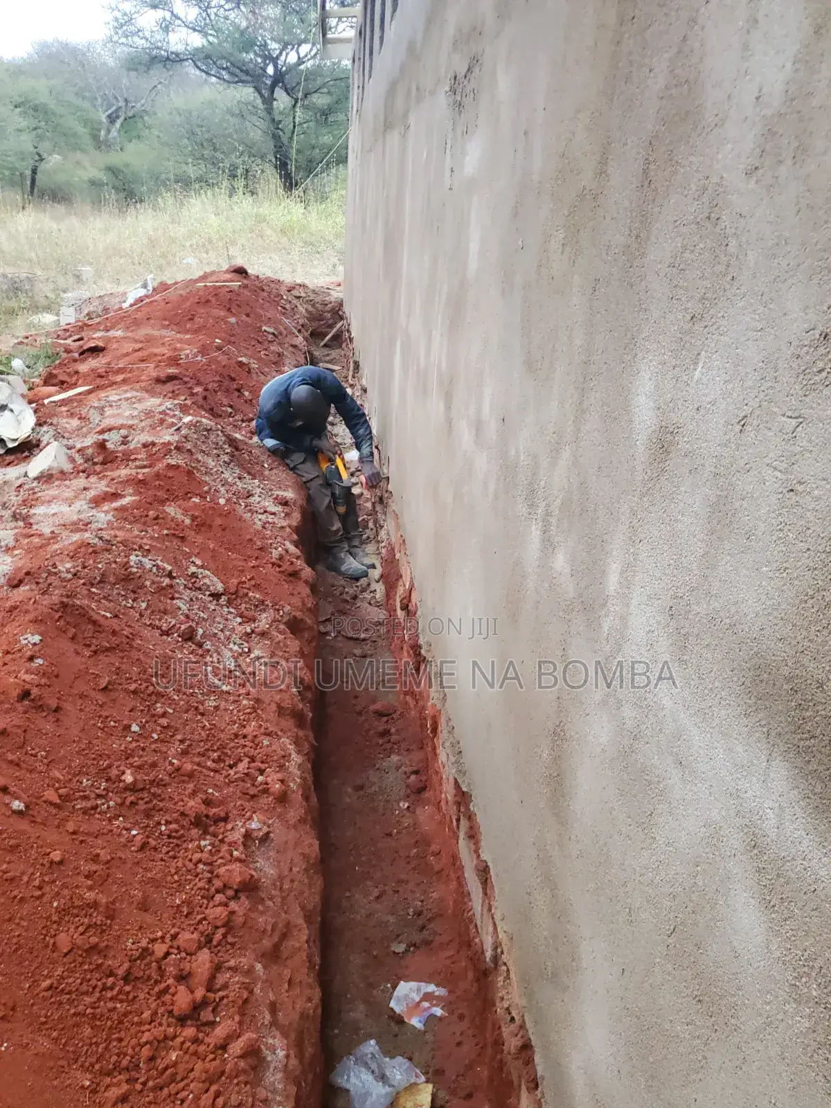 Fundi Umeme Na Bomba