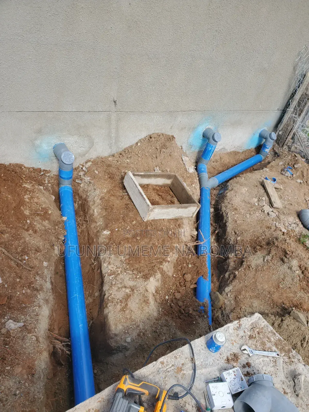 Fundi Umeme Na Bomba