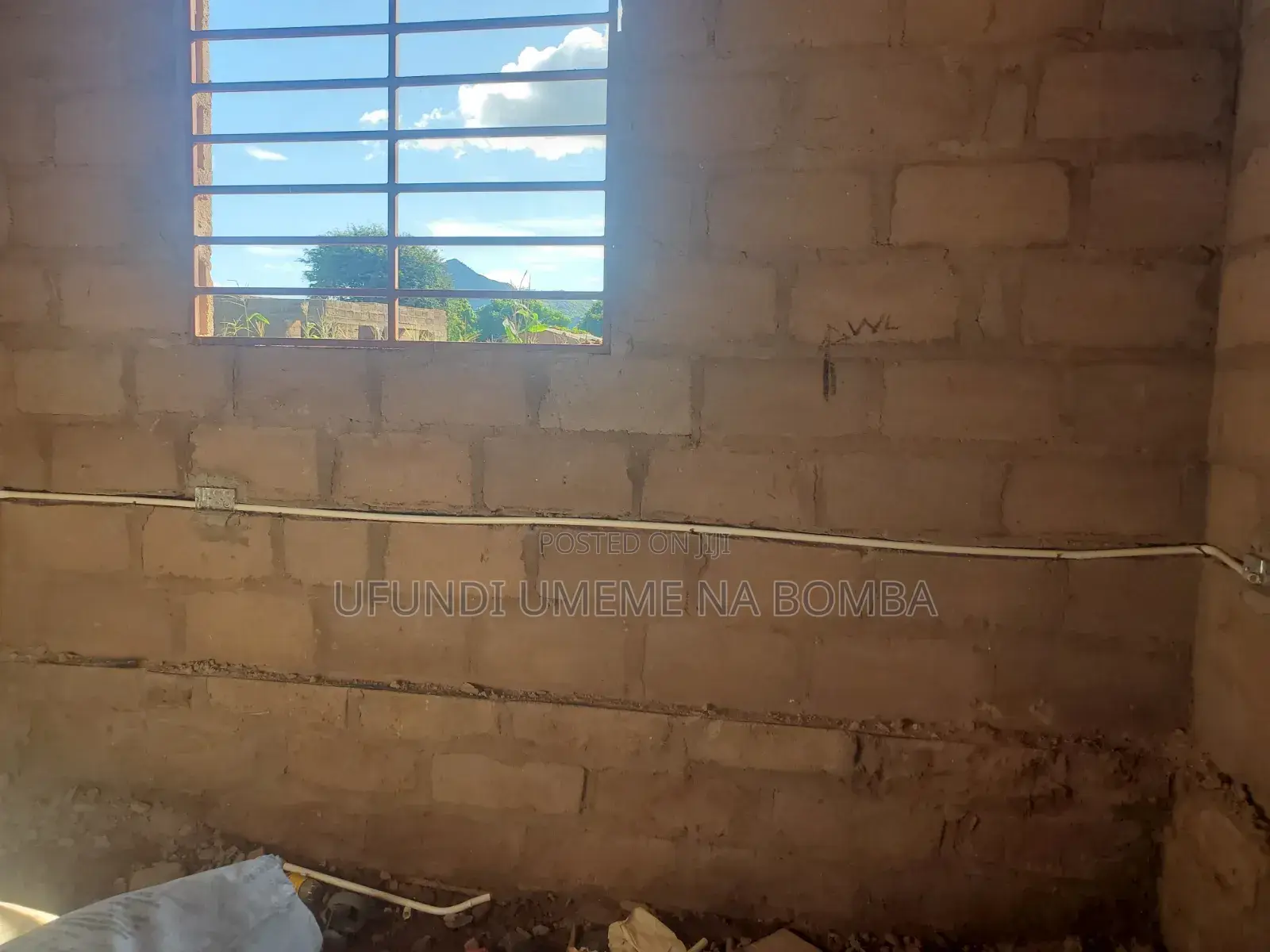 Fundi Umeme Na Bomba