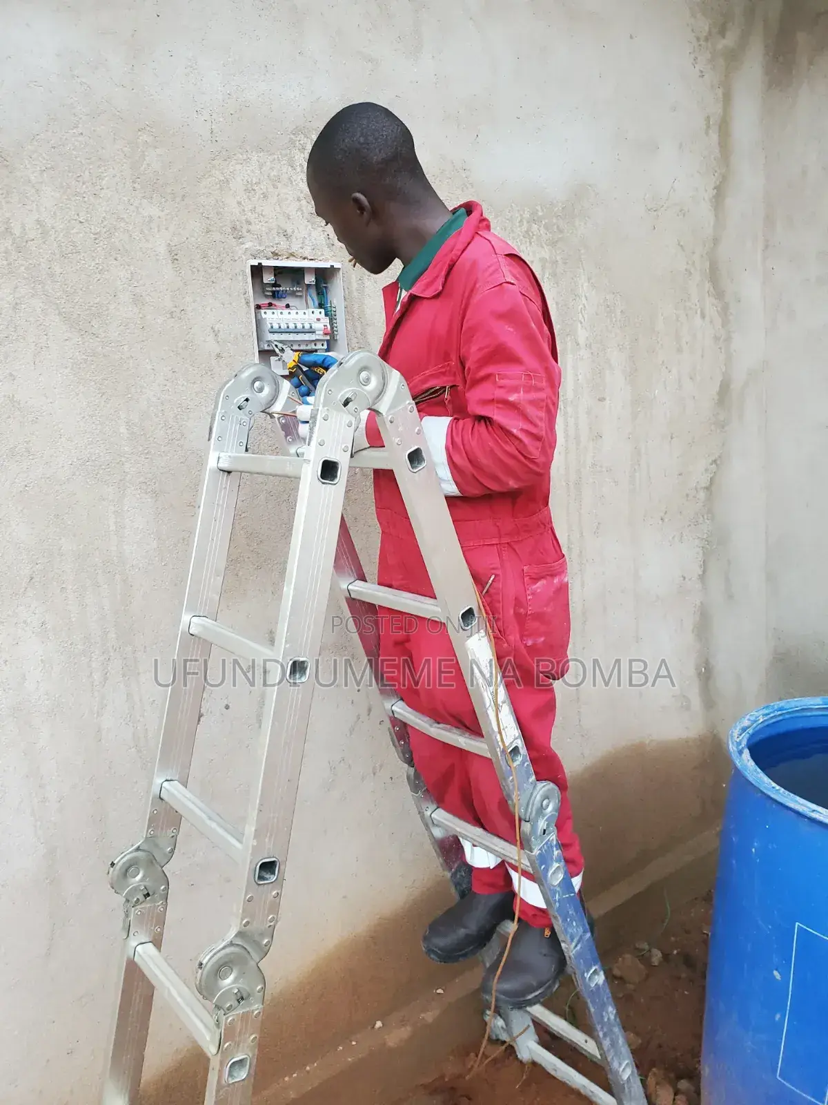 Fundi Umeme Na Bomba