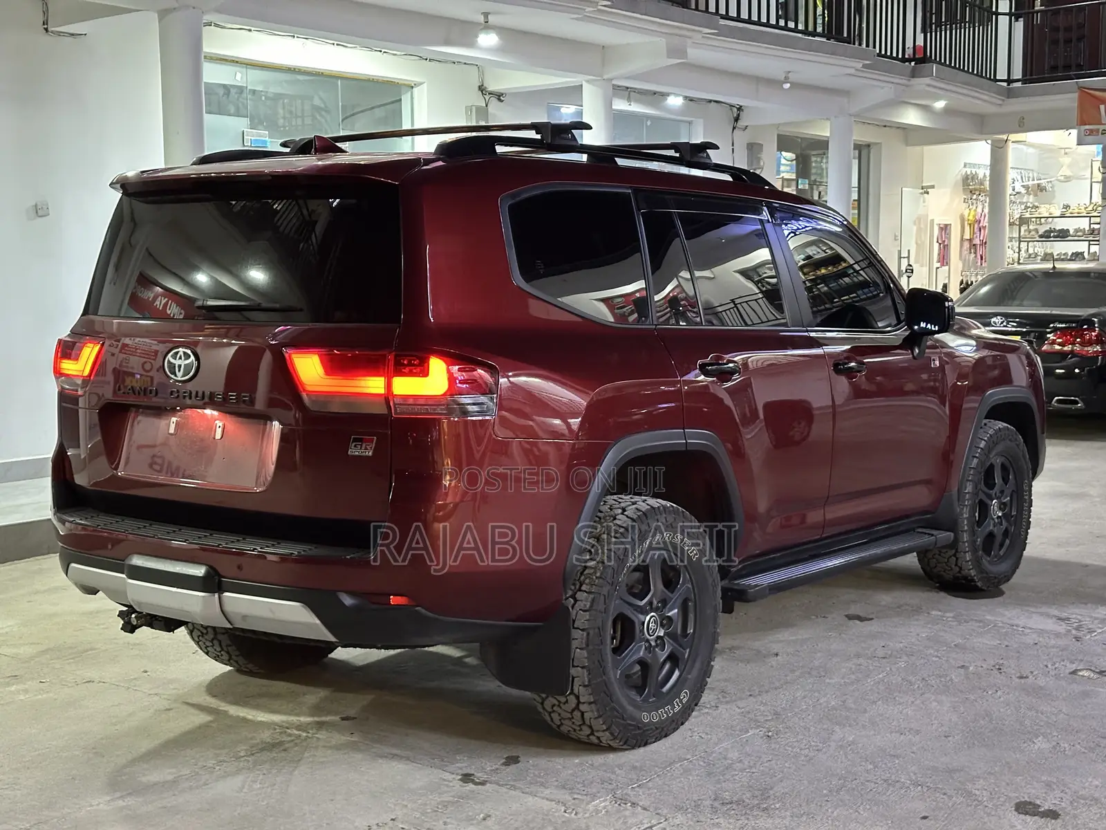 Toyota Land Cruiser LC300 2024 Red