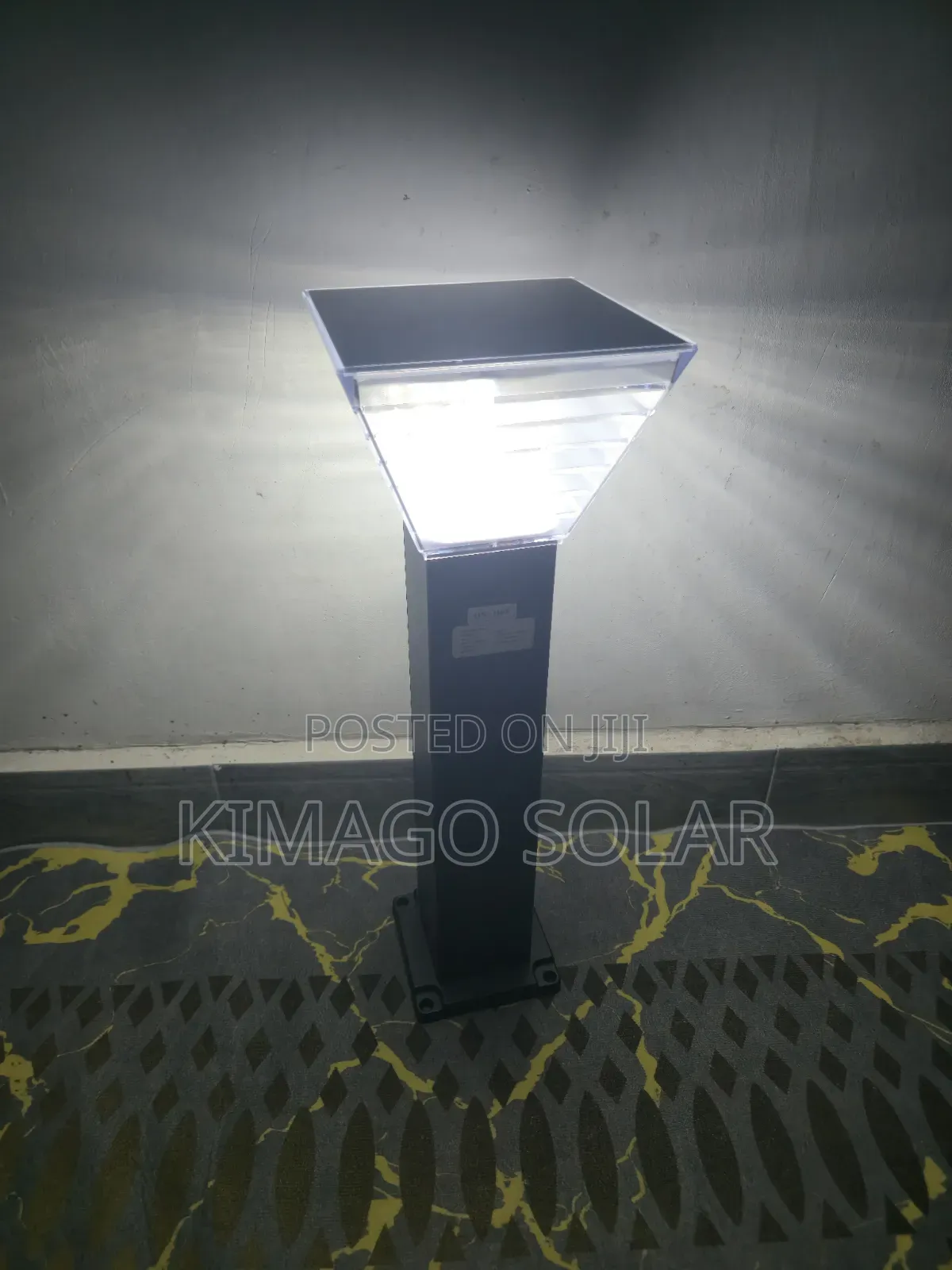 Solar LED Lamp for Apartment Garden