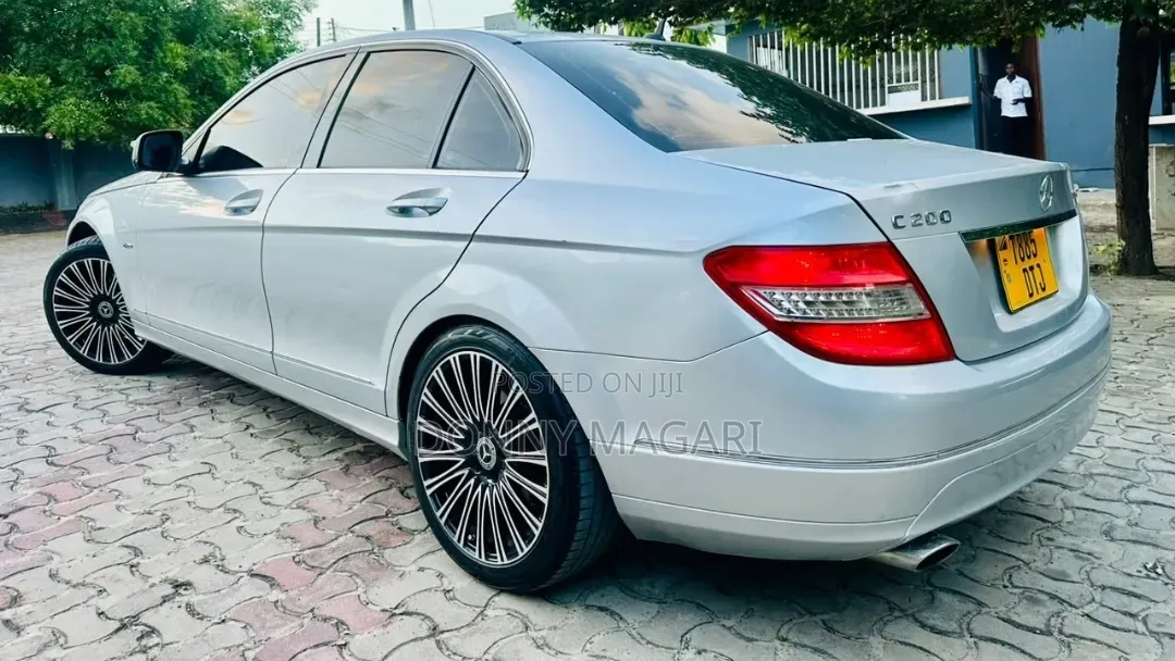 Mercedes-Benz C-Class 2007 Silver