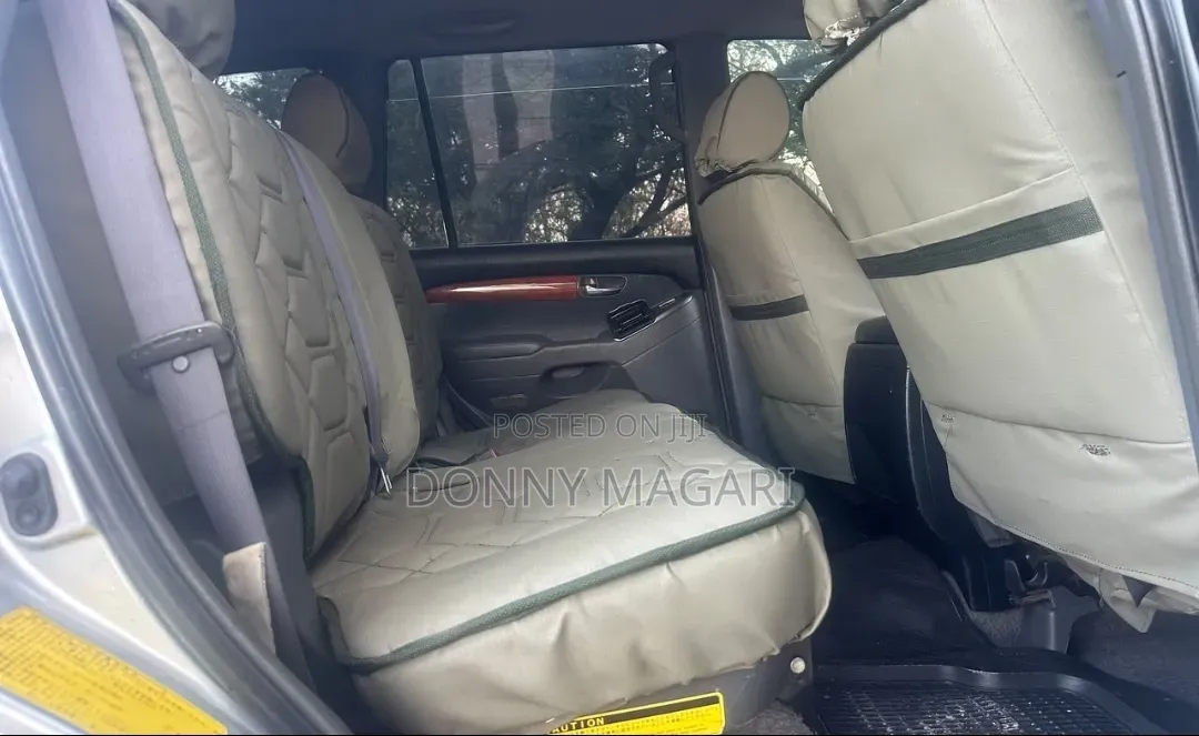 Toyota Land Cruiser Prado 2005 Silver