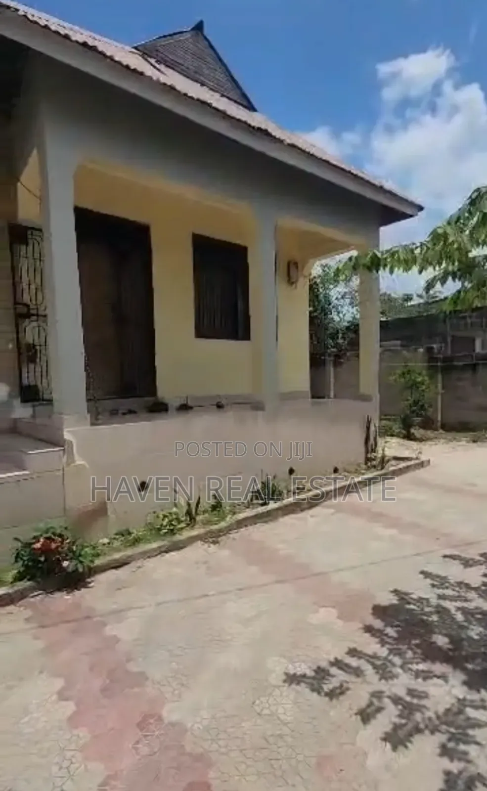 3bdrm Apartment in Kimara for rent