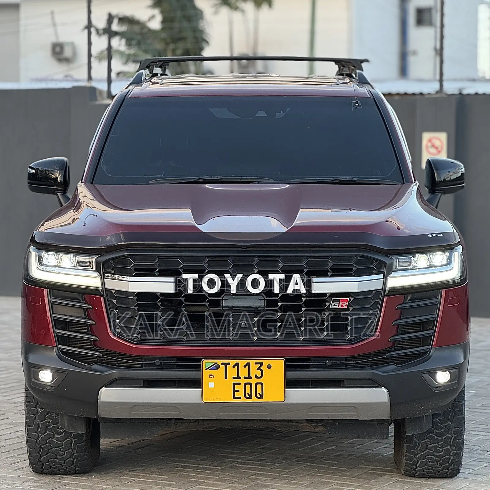 Toyota Land Cruiser 2024 Maroon