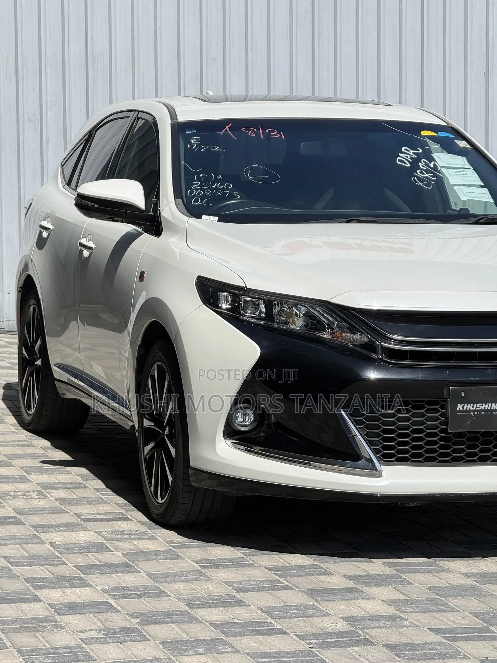 Toyota Harrier 2016