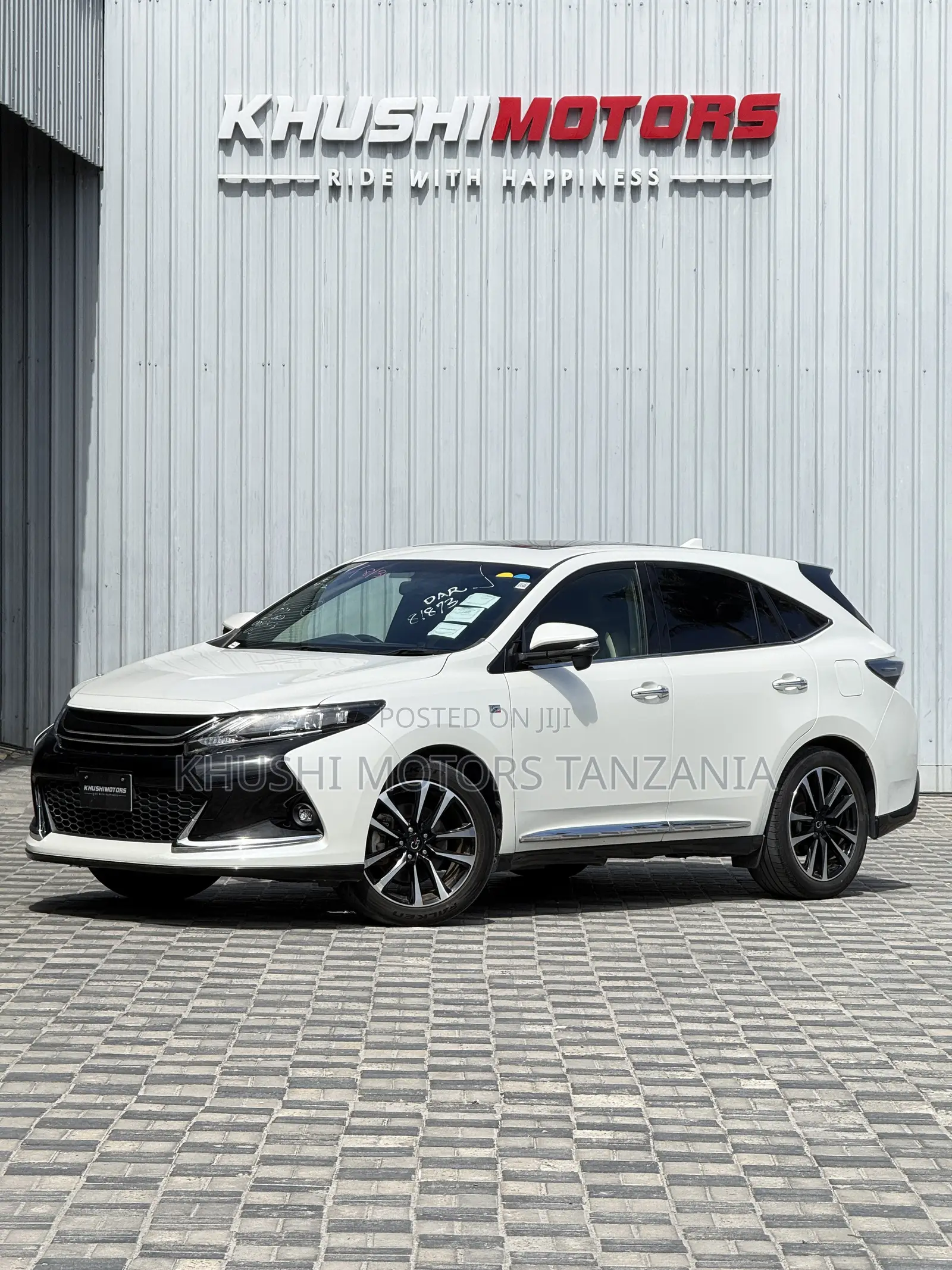 Toyota Harrier 2016