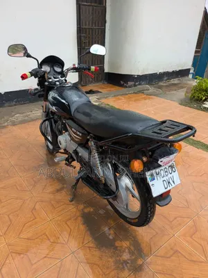 Bajaj Boxer 125 2021 Black