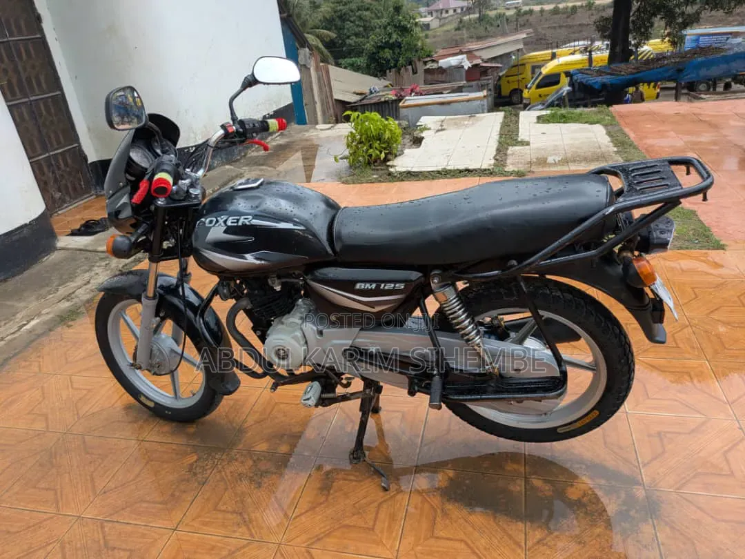Bajaj Boxer 125 2021 Black