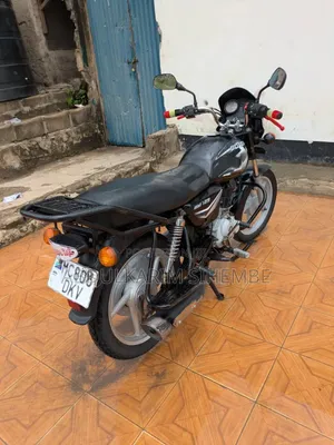 Bajaj Boxer 125 2021 Black