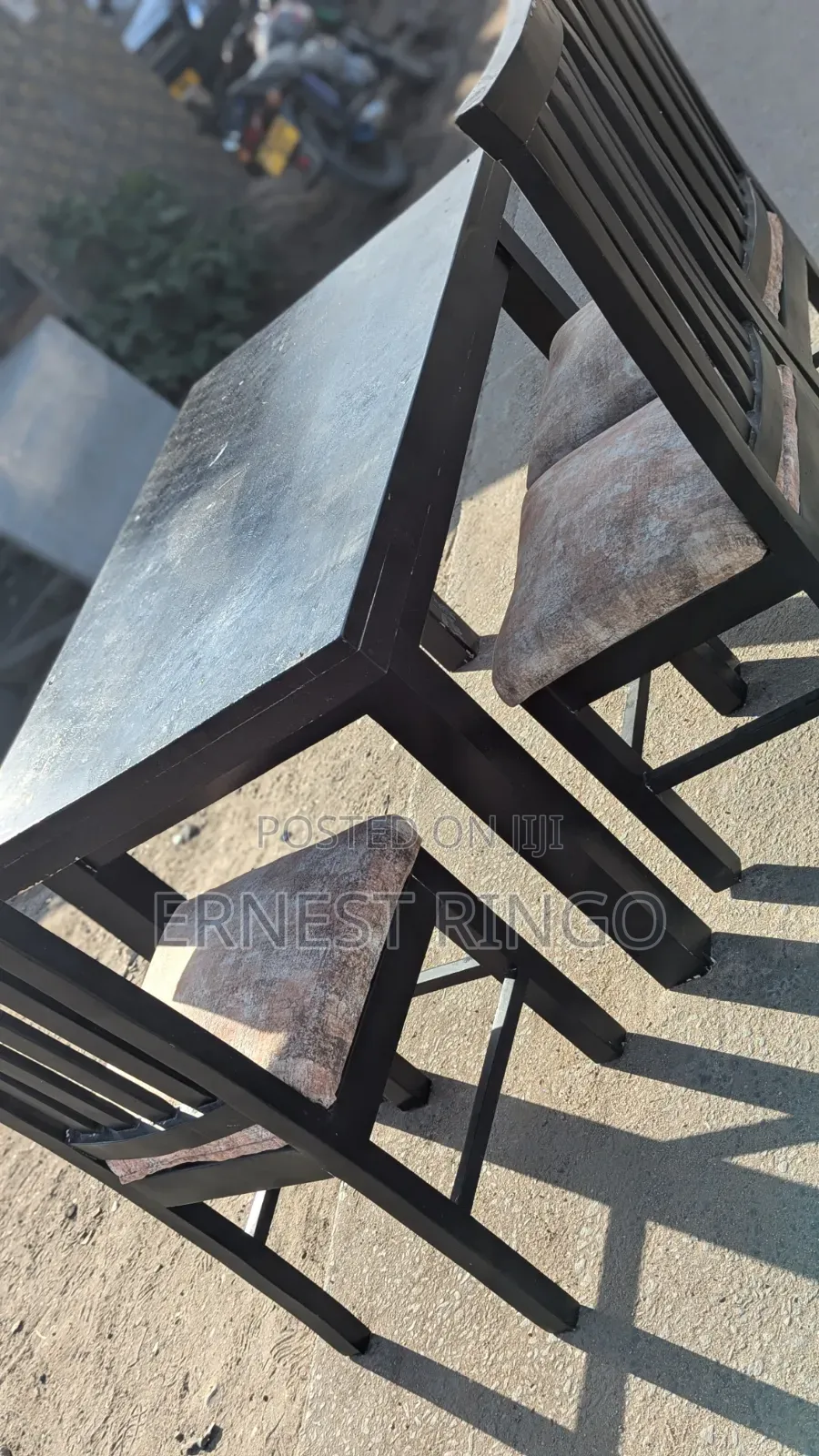 Dinning Table