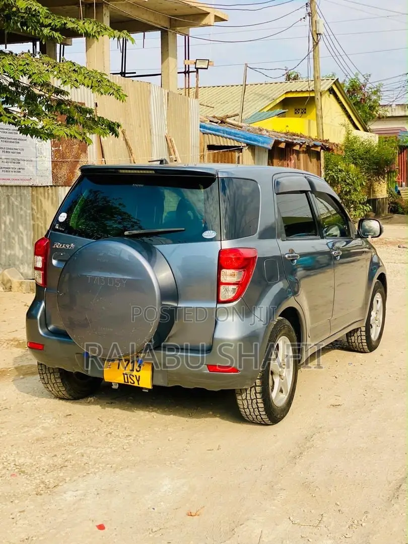 Toyota Rush 1.5 AWD 2006 Gray
