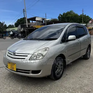 Toyota Corolla Spacio 2005 Beige