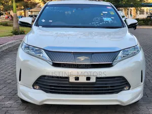 Toyota Harrier 2018 White