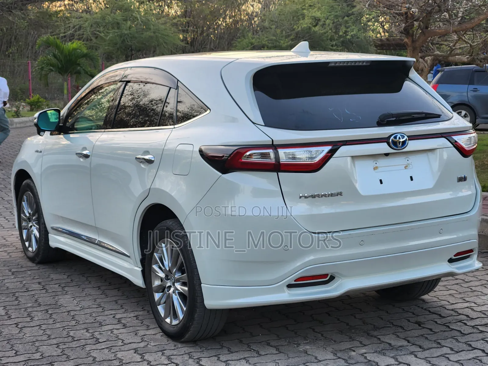 Toyota Harrier 2018 White