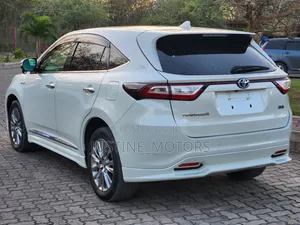 Toyota Harrier 2018 White