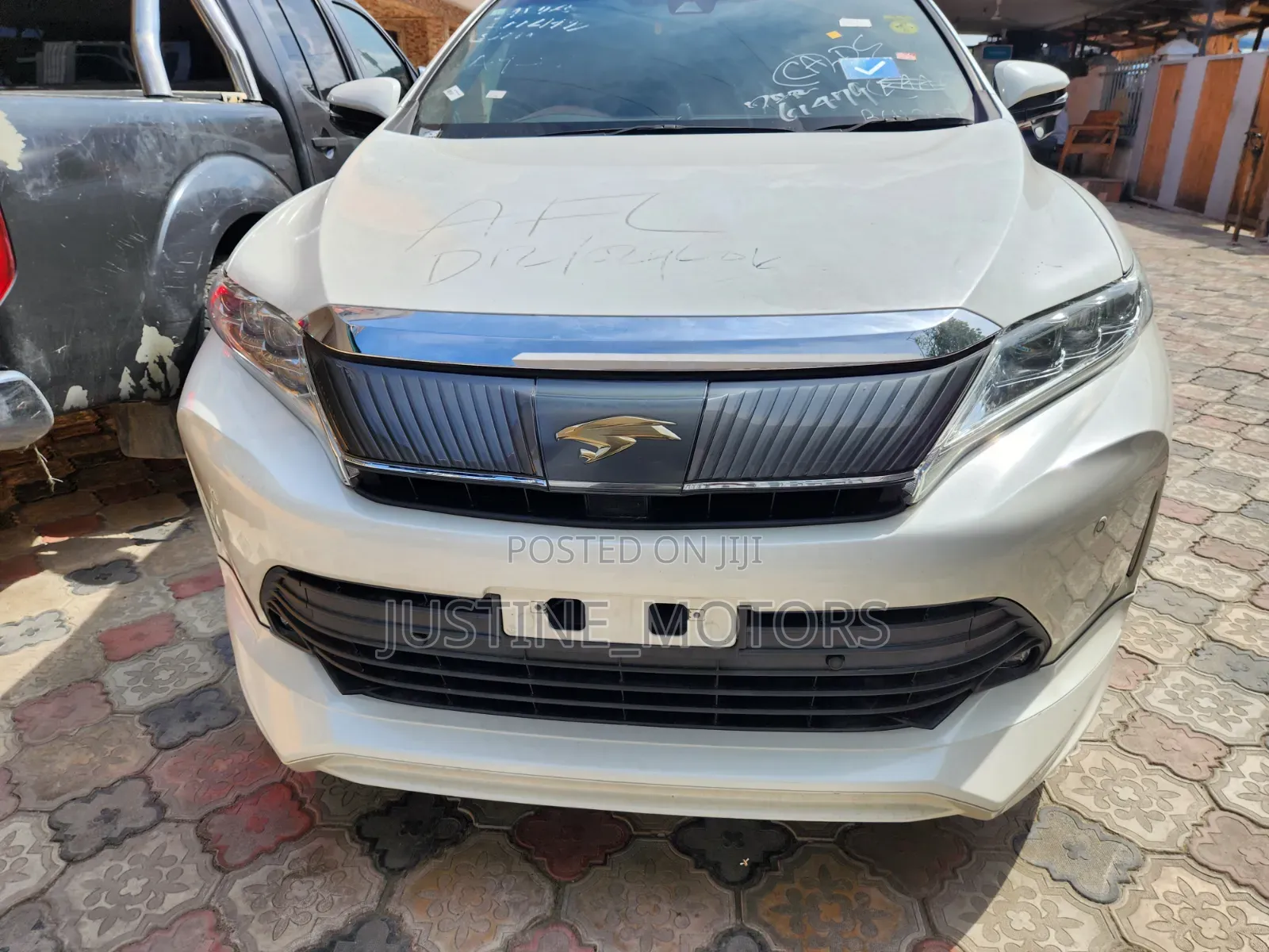 Toyota Harrier 2018 White