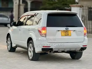 Subaru Forester 2009 White