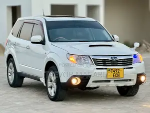 Subaru Forester 2009 White