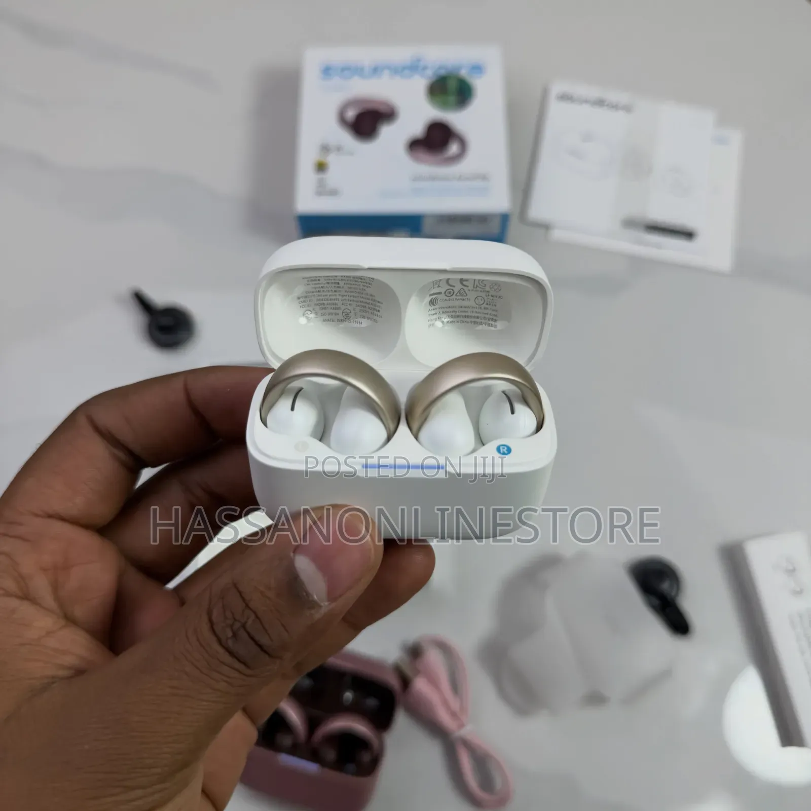 Soundcore by Anker Aeroclip Open-Ear Cip-on Earbuds
