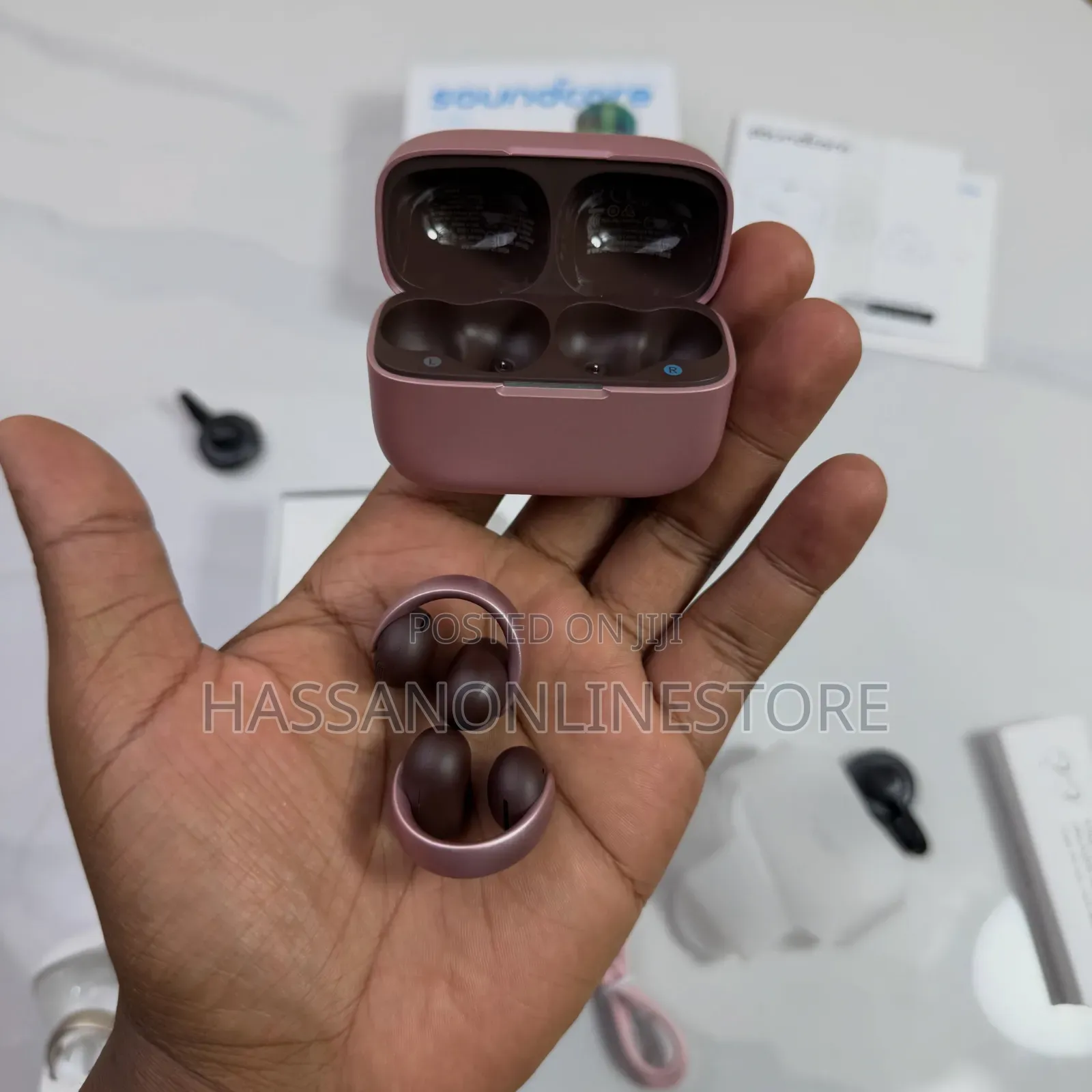 Soundcore by Anker Aeroclip Open-Ear Cip-on Earbuds