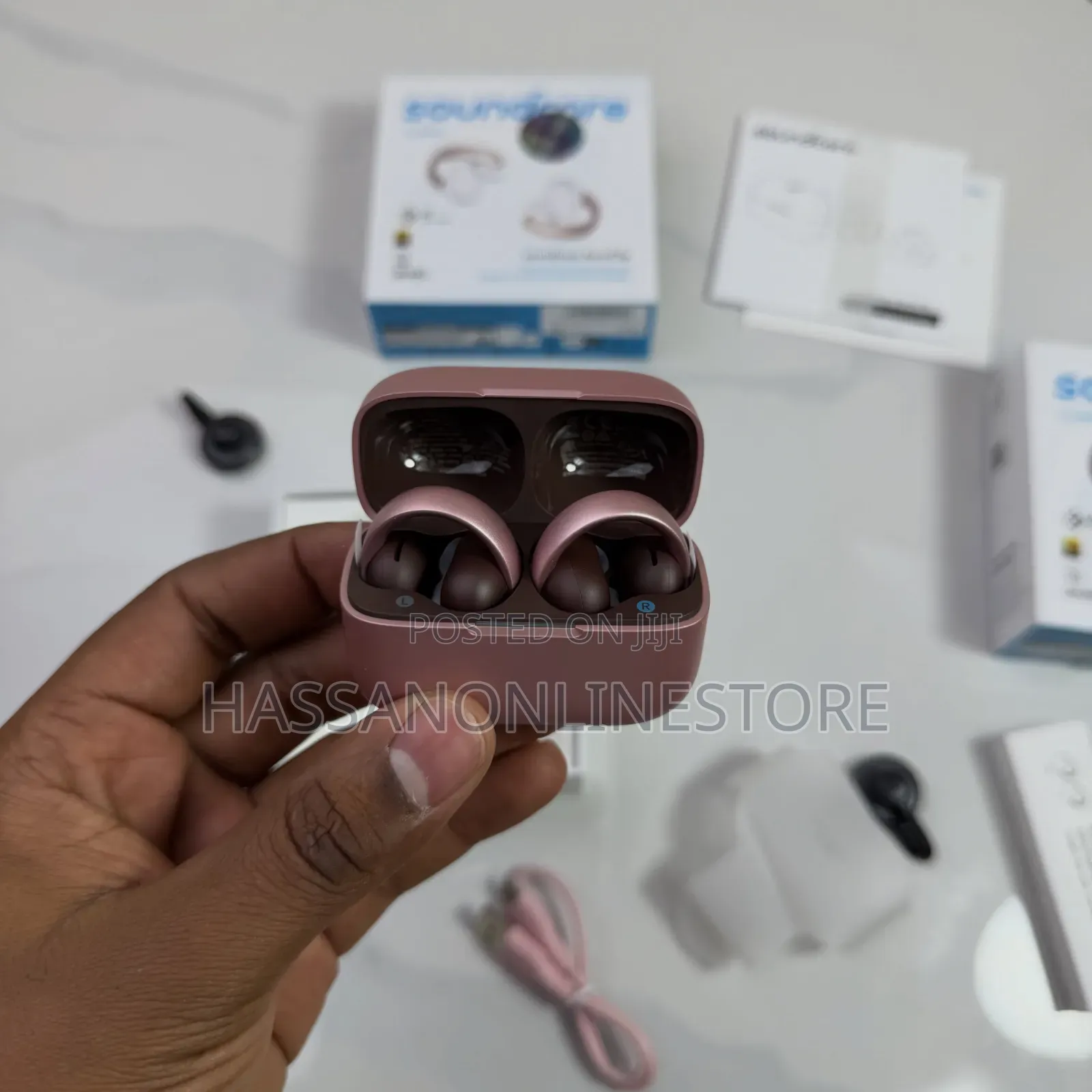 Soundcore by Anker Aeroclip Open-Ear Cip-on Earbuds