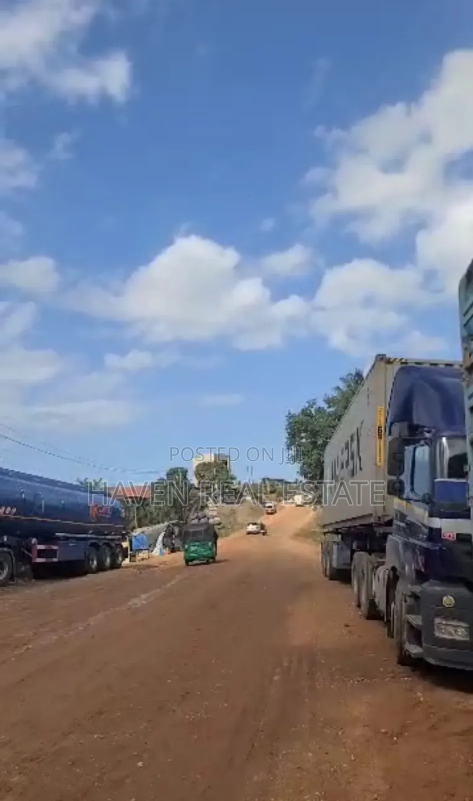 Comercial Plot Inatizama Main Road Inauzwa Kimara Stop Over