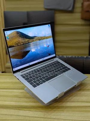 New Laptop HP EliteBook 845 G10 16GB AMD Ryzen 5 SSD 256GB