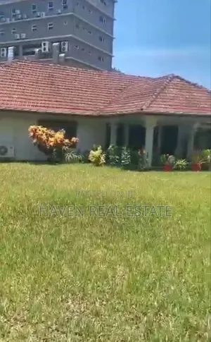 5bdrm House in Ada Estate for sale
