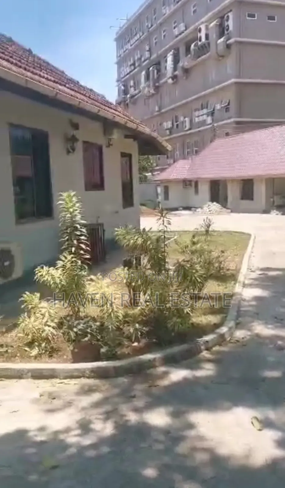 5bdrm House in Ada Estate for sale