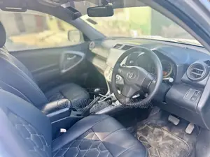 Toyota RAV4 2004 Silver