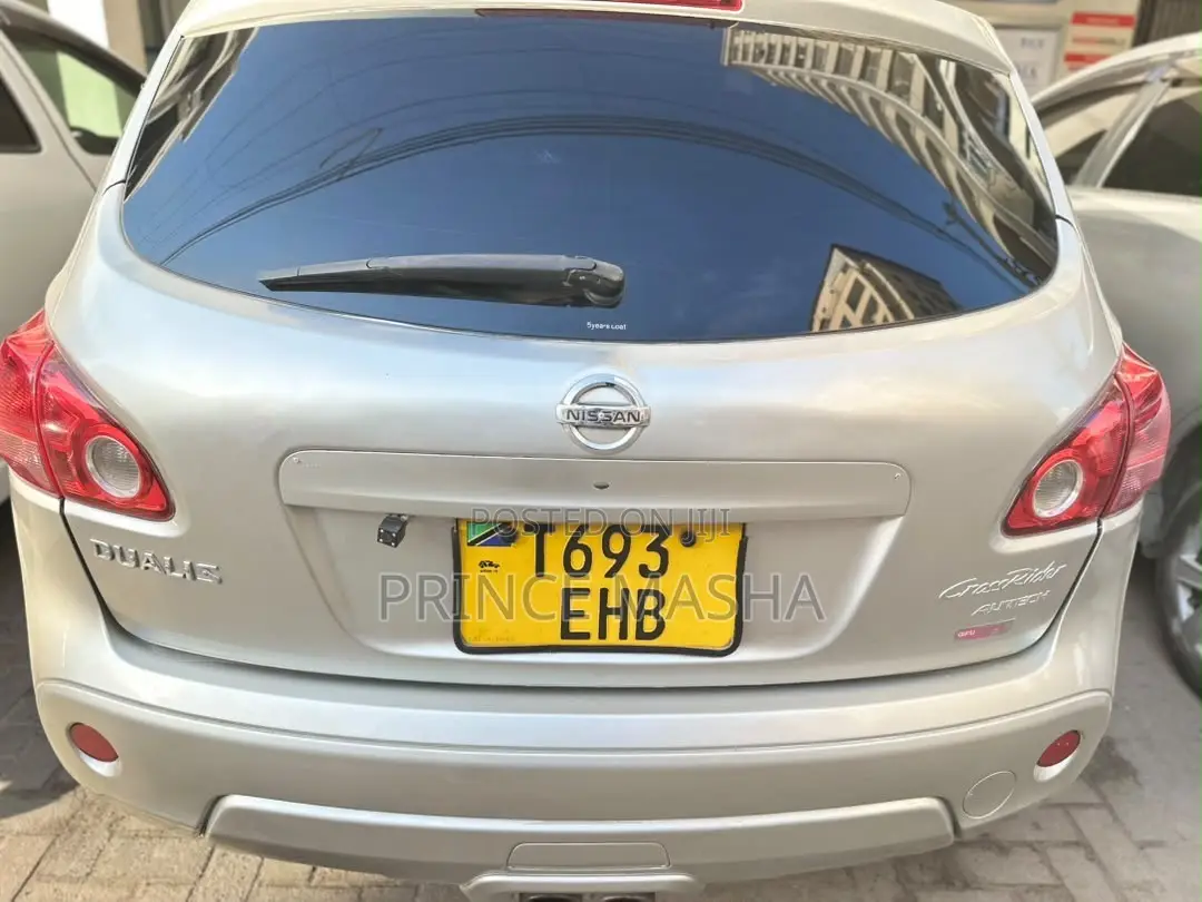 Nissan Dualis 2008 Gold