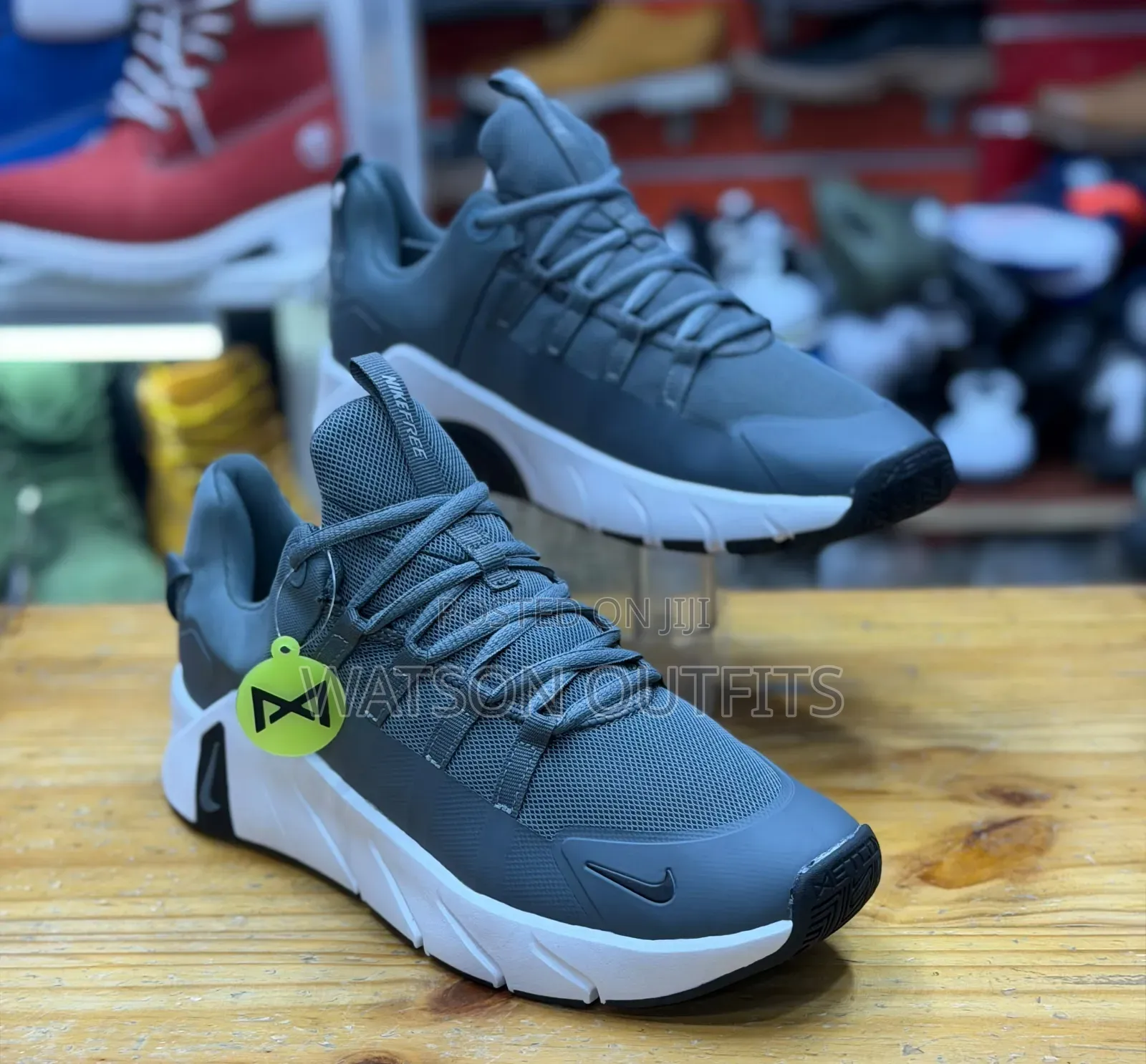 Men's Leather Shoes in ORIGINAL NIKE FREE DESIGN