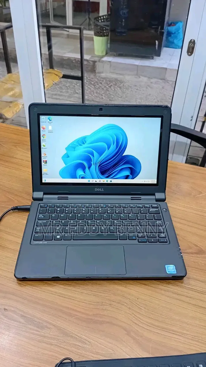 Laptop Dell Latitude 3340 4GB Intel HDD 500GB