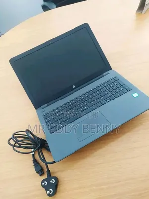 Laptop HP 250 G6 8GB Intel Core i5 HDD 500GB