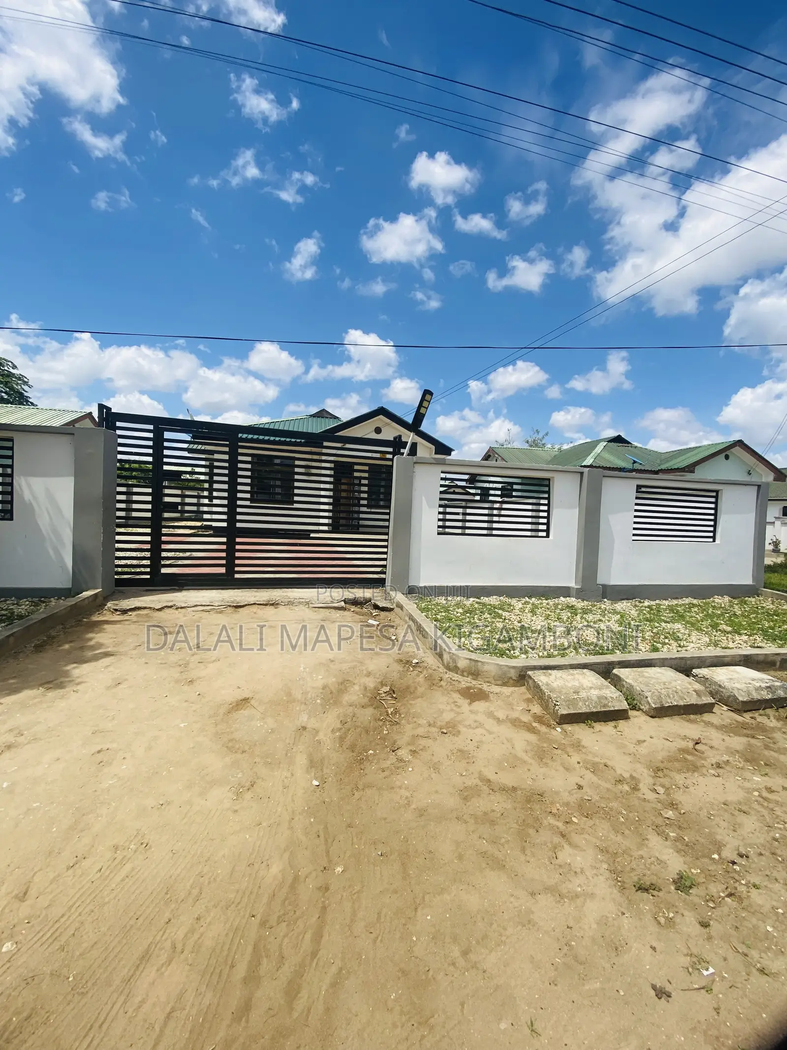 3bdrm House in Chekechea, Kigamboni for sale