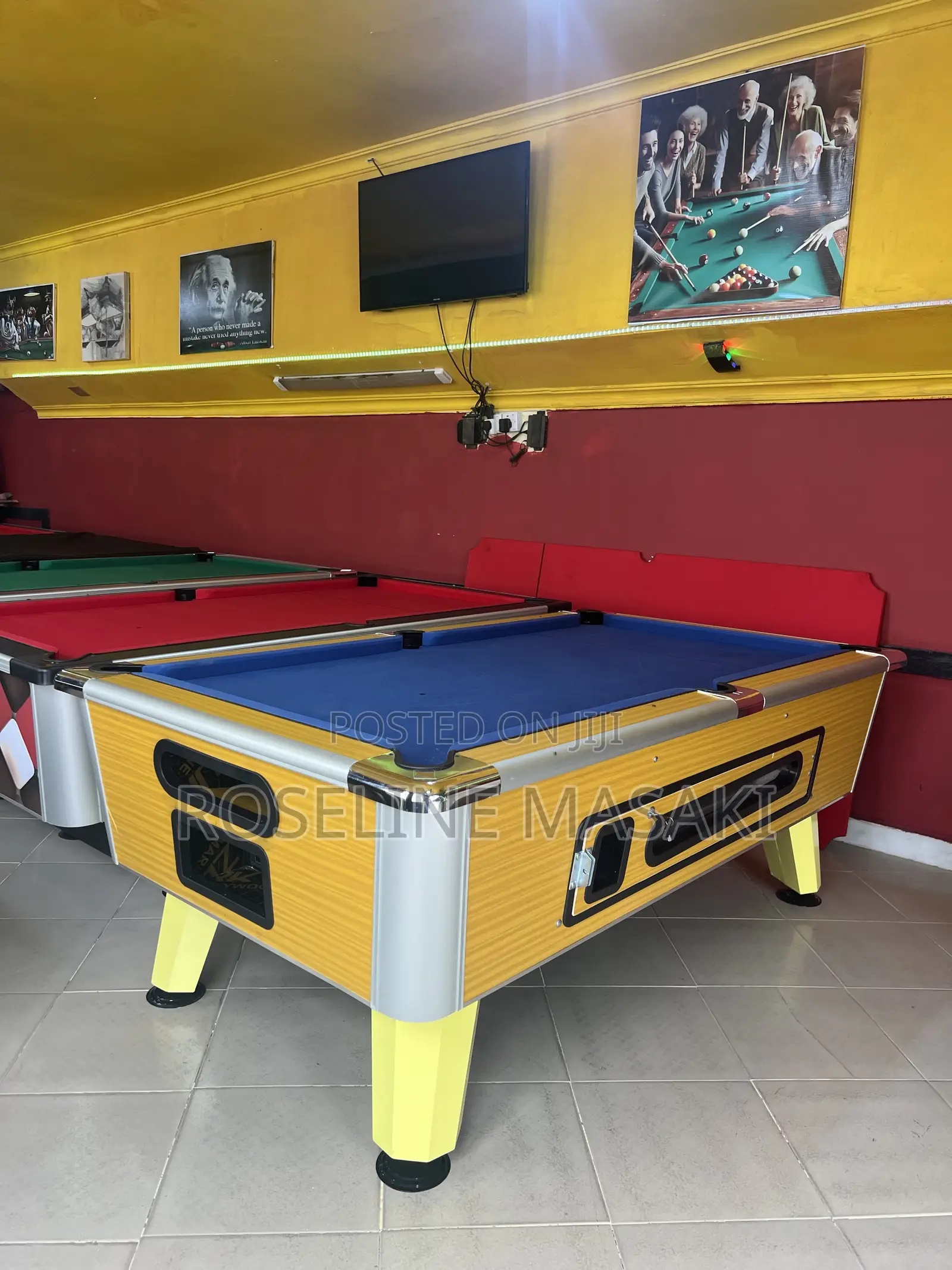 Pool Table Imara Na Ya Kisasa Inauzwa (Fursa Ya Biashara