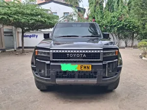 Toyota Land Cruiser Prado 2025 Black
