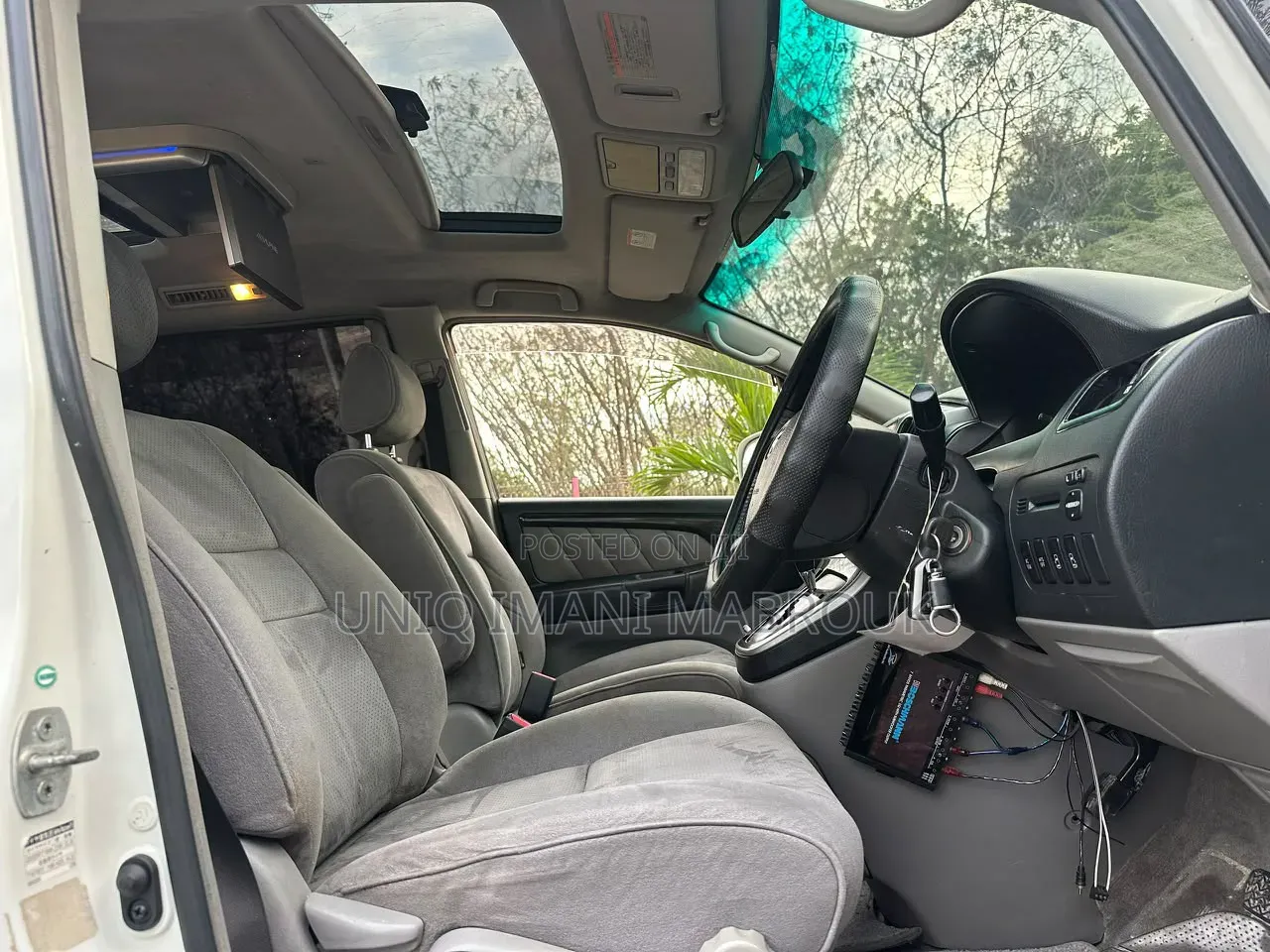 Toyota Alphard 2006 White