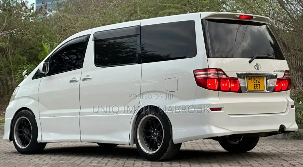 Toyota Alphard 2006 White