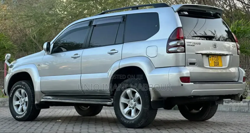 Toyota Land Cruiser Prado 2004 Silver