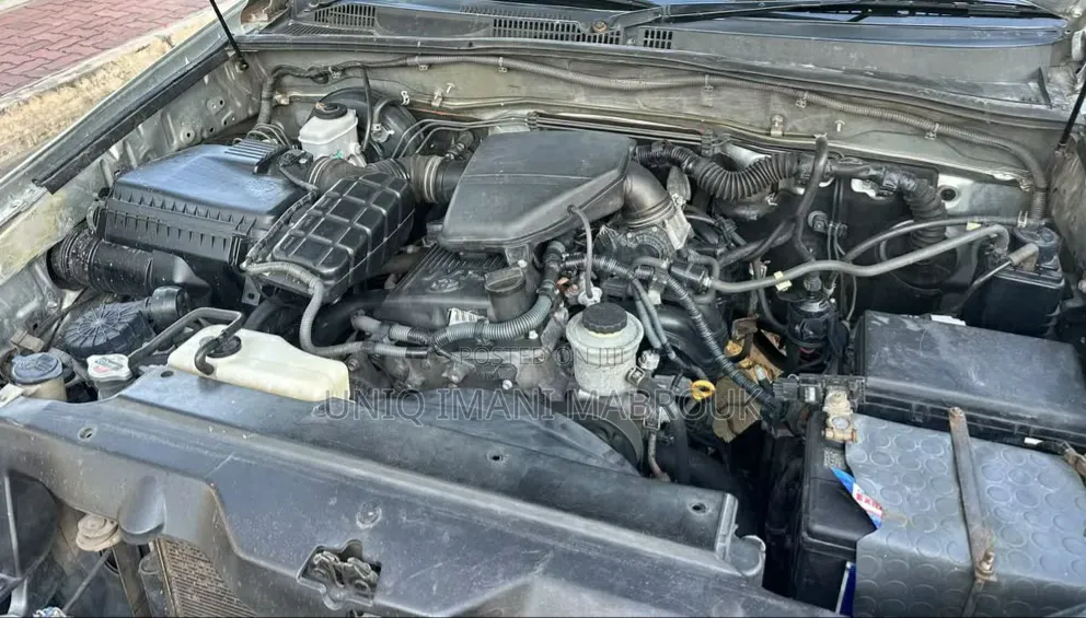 Toyota Land Cruiser Prado 2004 Silver