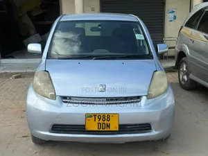 Toyota Passo 2004 Blue