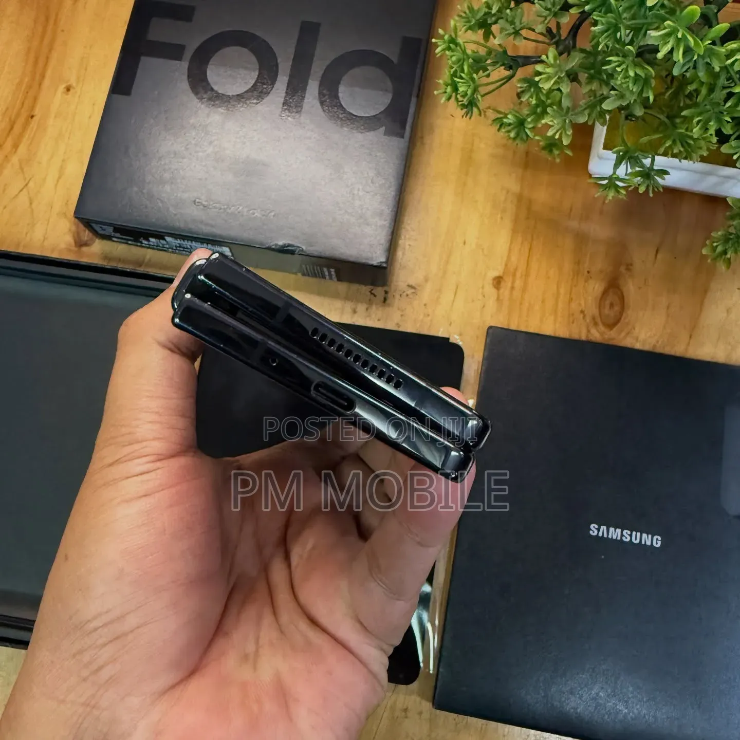 New Samsung Galaxy Z Fold4 256 GB Black